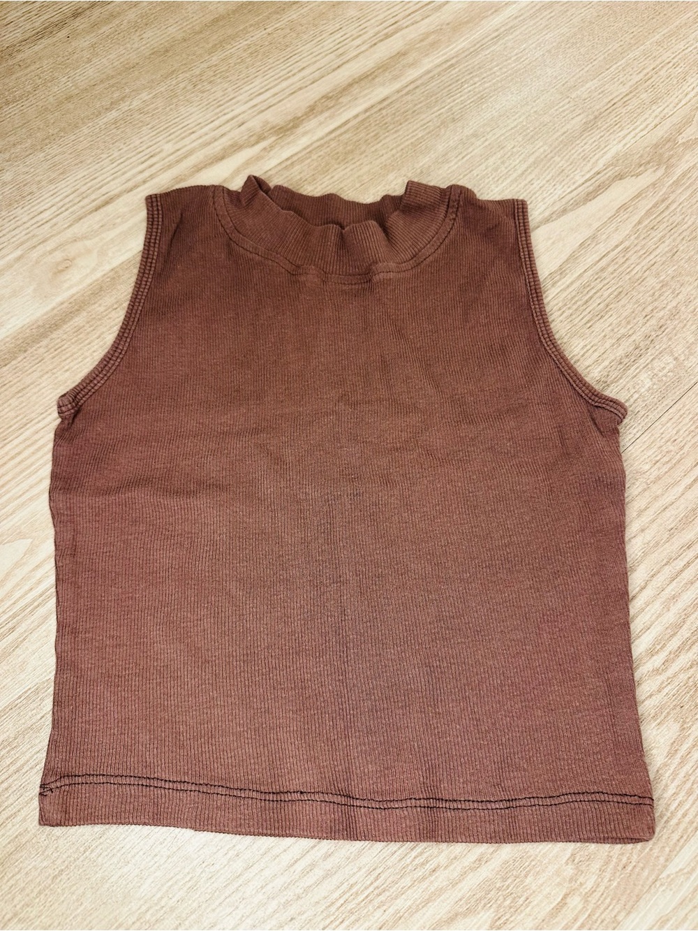Women’s Sleeveless Ribbed Tank Top - Brown